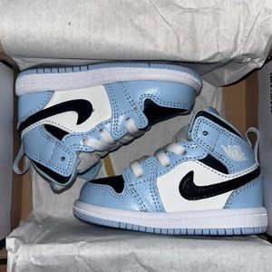 JORDAN 1 MID INFANT SHOES